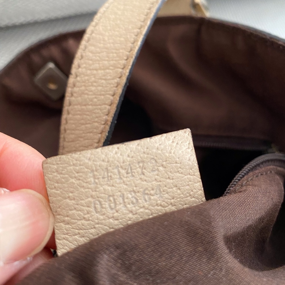 Authentic Gucci Tote - Picture 4 of 16